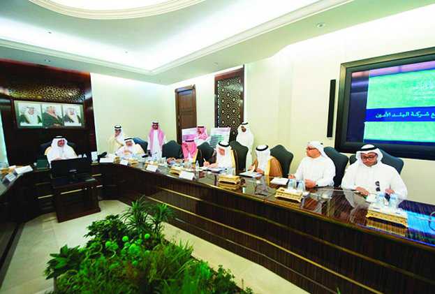 أمير مكة يستمع لتنوير عن مشاريع شركتي ” البلد الأمين” و” جدة للتنمية والتطوير العمراني”