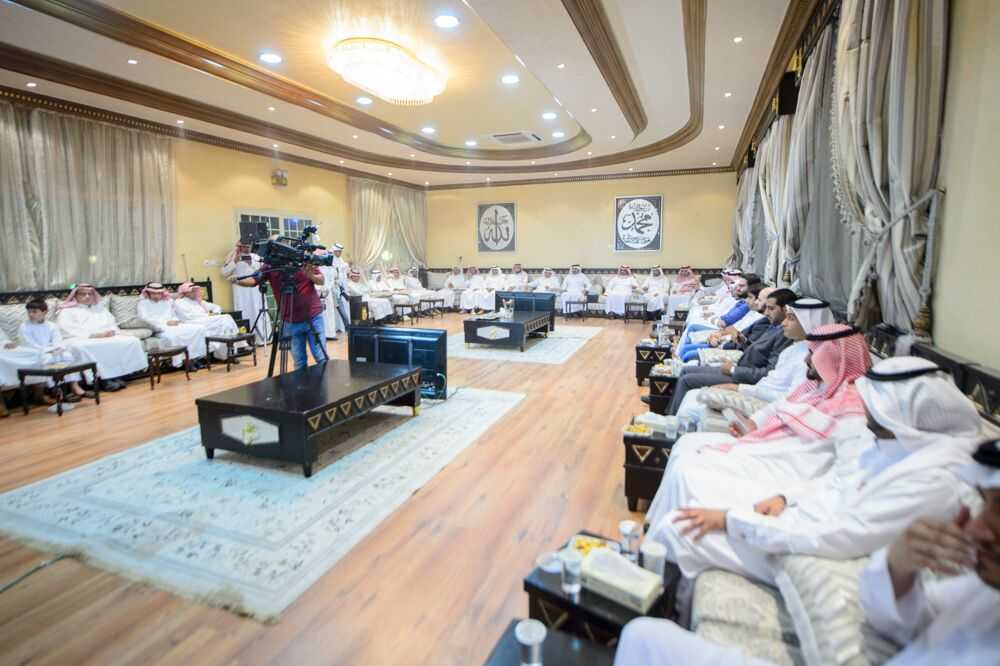 كرمت الإعلاميين والرياضيين .. «نجوم السلام القابضة» تحتفل بـ25 عاماً من الإنجاز في التطوير العقاري