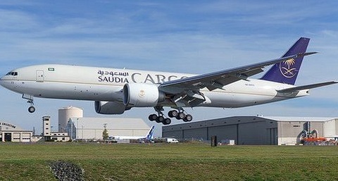 “الخطوط السعودية” تزيد رحلاتها للبحرين لـ 19 رحلة أسبوعياًً