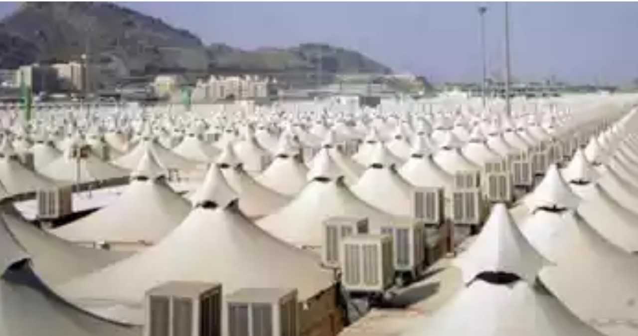 أوصت بتسهيل عمل المستثمرين .. “السياحة” تفعّل قرار تراخيص إسكان الحجاج والمعتمرين