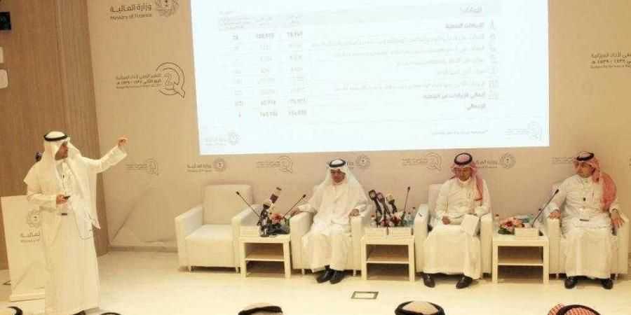 12.3 مليار ريال تم صرفها في قطاعي “الإسكان والنقل” حسب ميزانية النصف الأول من 2017