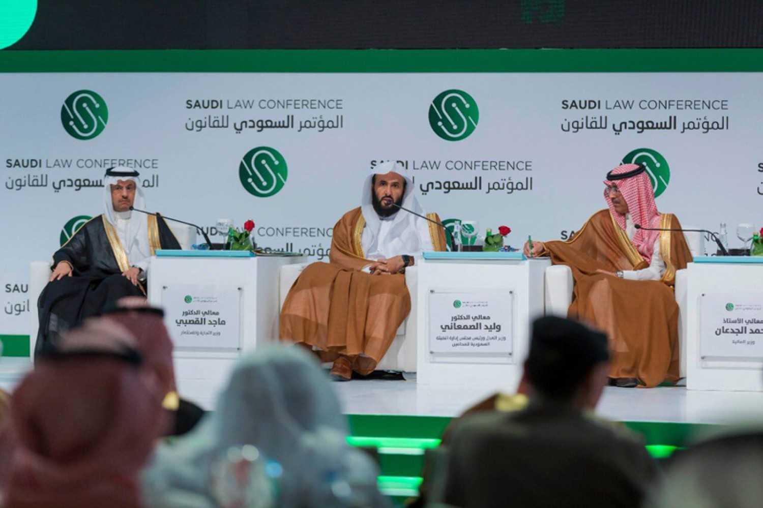 وزير العدل يدعو لبناء حديث للخدمات القانونية ويؤكد صياغة العقود والتوجه نحو التحكيم تدعم التطور