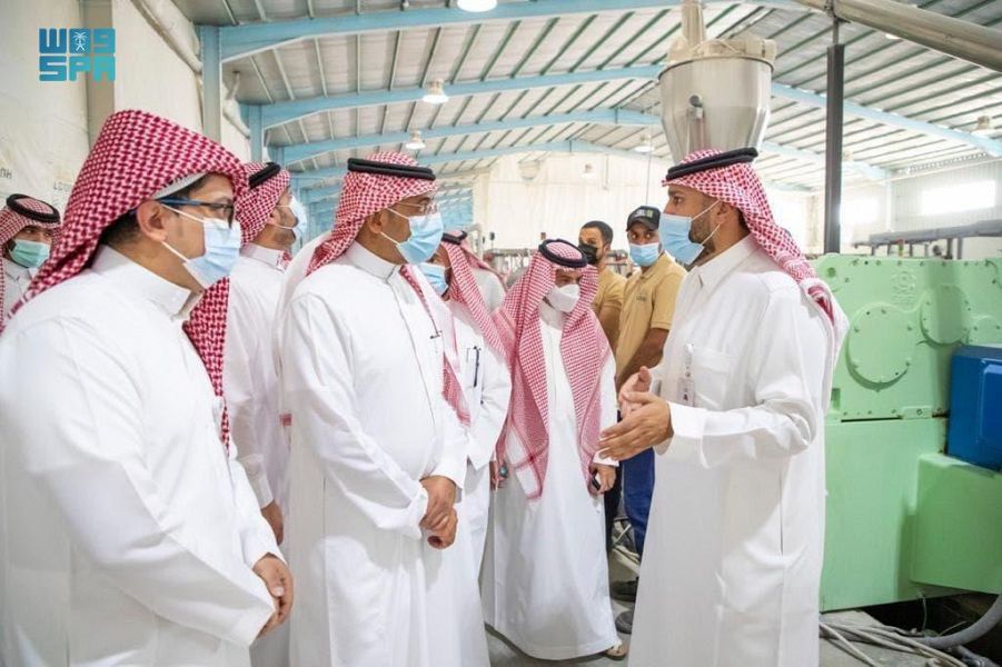 باستثمارات 16 مليون ريال.. تدشين أول مصنع زجاج في “حائل”